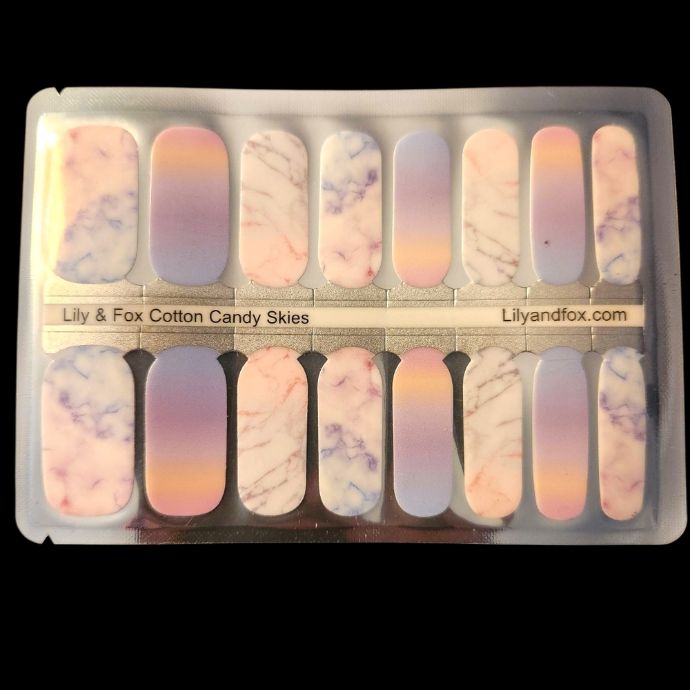 Lily & Fox Cotton Candy Skies Marble Nail Wraps